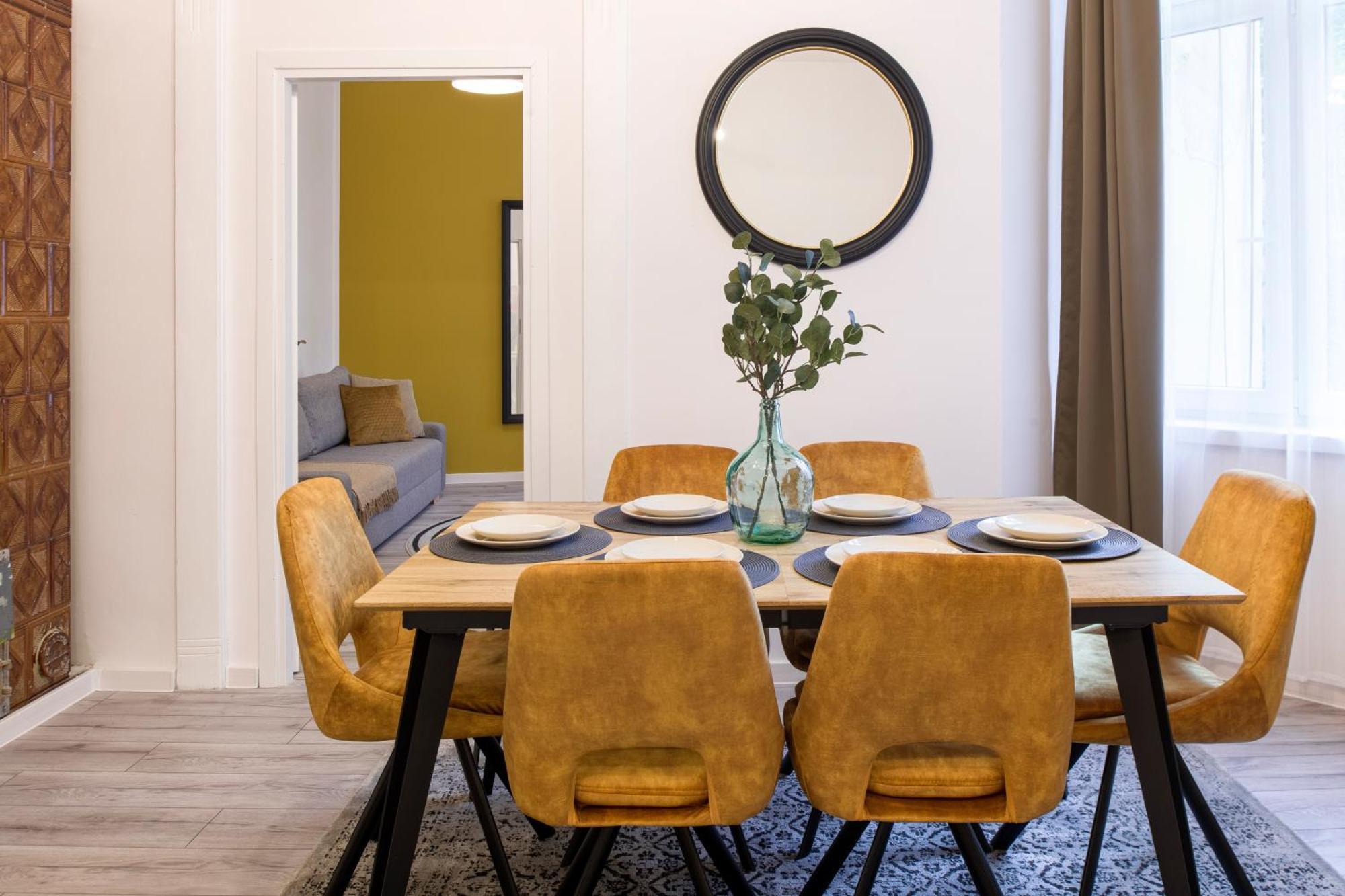 Wawelove Pilsudskiego - 3 Bedroom Apt. With Balcony And Free Parking! Краков Экстерьер фото