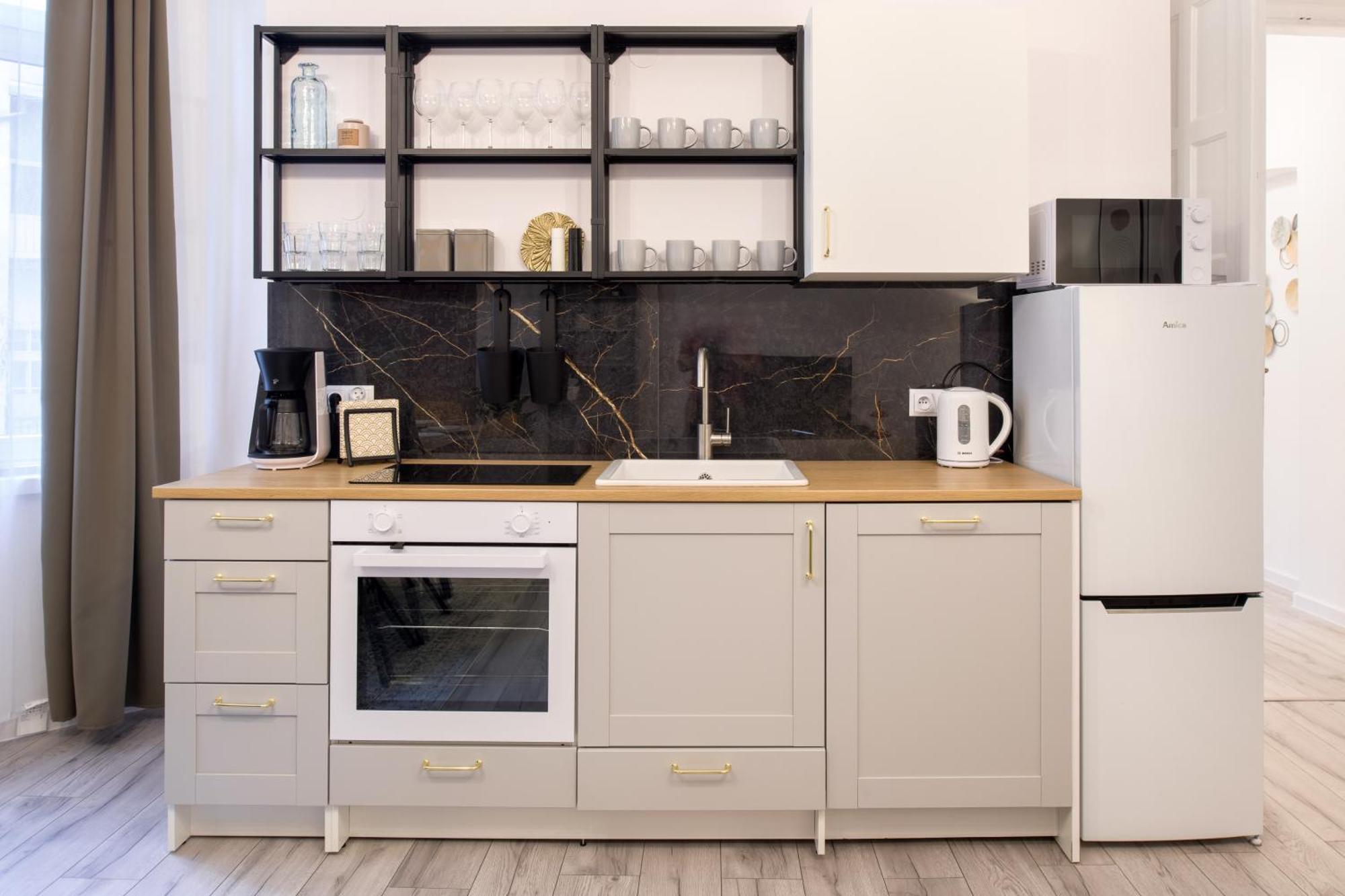 Wawelove Pilsudskiego - 3 Bedroom Apt. With Balcony And Free Parking! Краков Экстерьер фото
